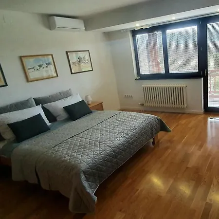 Villa Vrelo Bosne *