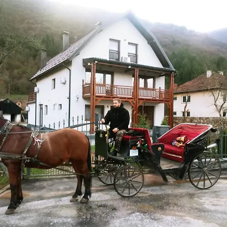 Vrelo Bosne Villa